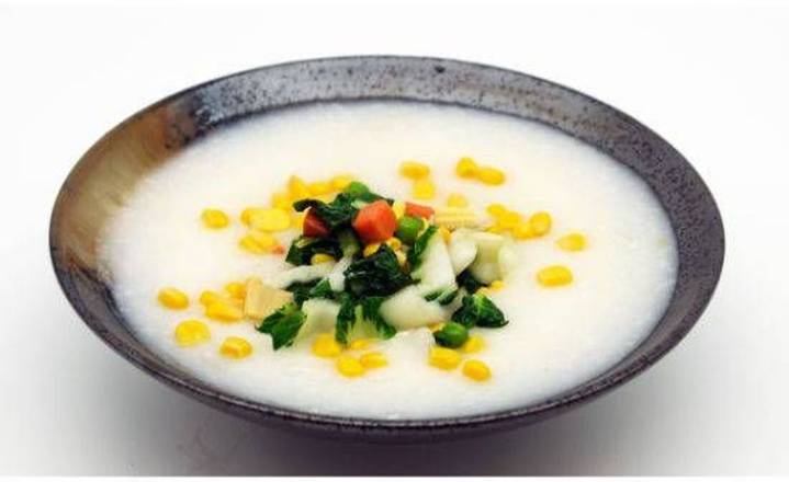 B22. Minced Mixed Vegetables and Corn Congee 雜菜粟米粥